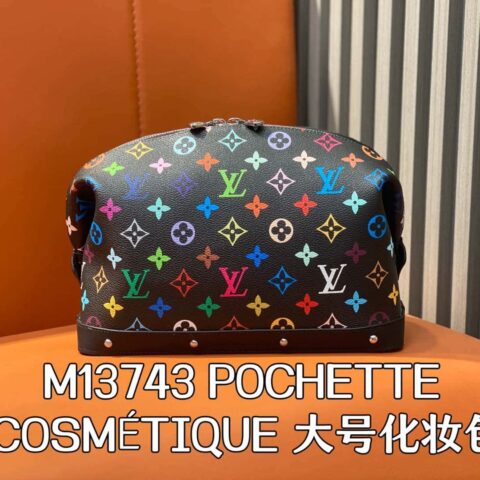 【原单精品】M13743黑彩 化妆包系列 POCHETTE COSMÉTIQUE 大号化妆包 2025年村上隆联名合作系列 (复制)
