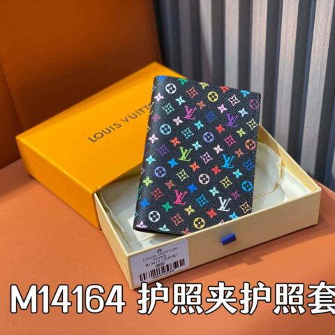 【原单精品】M14164黑彩 护照夹护照套 本款护照套