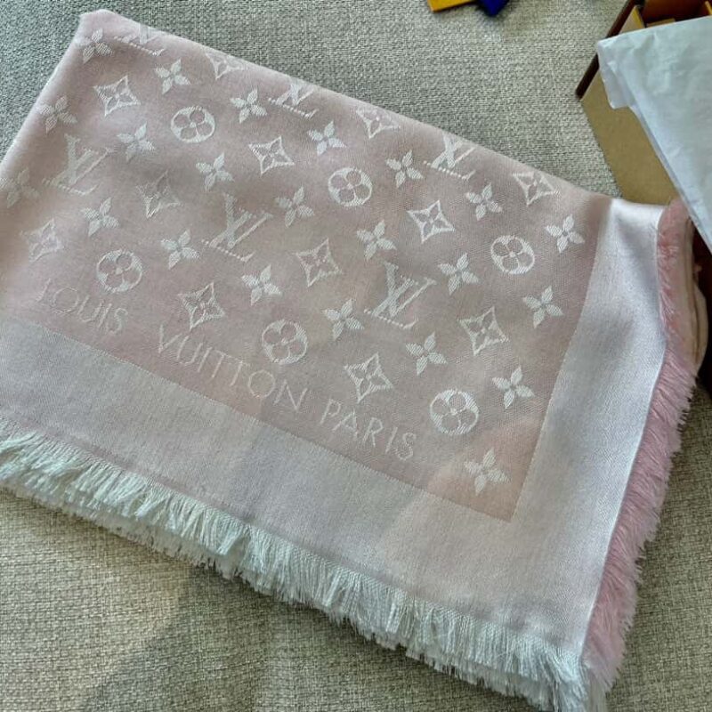 𝐋𝐨𝐮𝐢𝐬 𝐕𝐮𝐢𝐭𝐭𝐨ɴ•『shine monogram围巾披肩』M72046