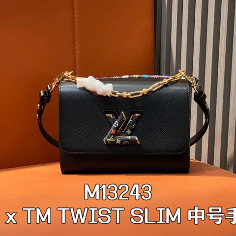 【原单精品】M13243黑彩 黑色水波纹 当季新款 LV x TM TWIST SLIM 中号手袋