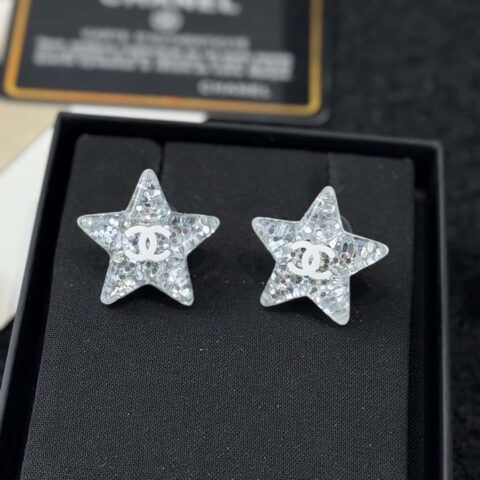 ❗️新品❗️☀️新款☑️ 香奈儿c1双c亚克力五角星星星耳钉耳环 ☀️