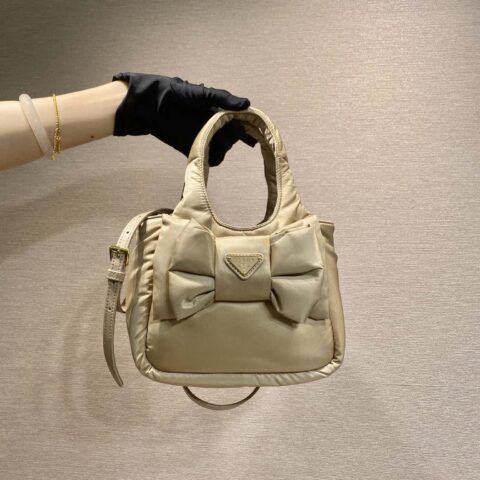 PRADA🎉蝴蝶结🎉1BA359菜篮子🎉🎉