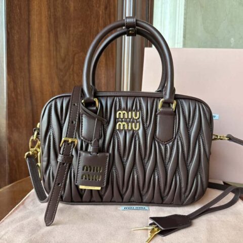 5BB124：MiuMiu新品too pretty保龄球手袋 紫色 Arcadie Matelassé软羊革手袋