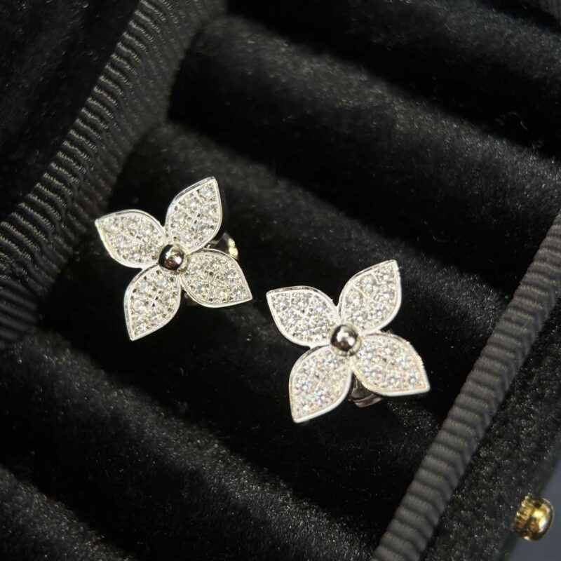 ❗️新品❗️  ☀Louis Vuitton 路易威登LV满钻花卉耳钉耳环 ☀