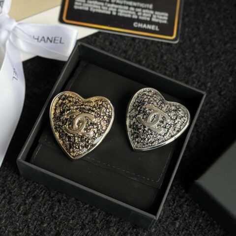 ❗️新品❗️ ☀️新款☑️ 香奈儿双c桃心爱心❤️胸针 ☀️
