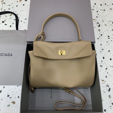 🖤【小号杏色金扣】 𝐁𝐀𝐋𝐄𝐍𝐂𝐈𝐀𝐆𝐀 𝐑𝐎𝐃𝐄𝐎 𝐁𝐀𝐆 系列手袋款号：78972