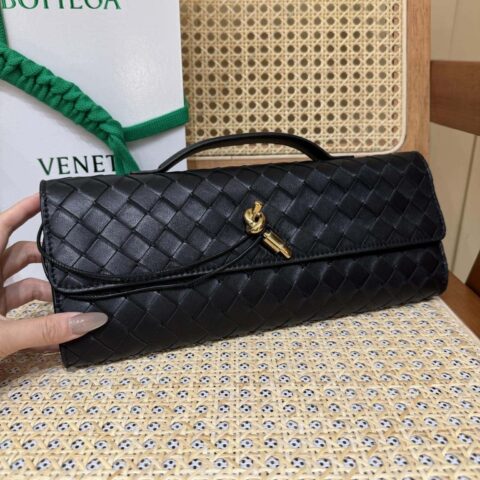 BV Andiamo手拿包 741511黑色
