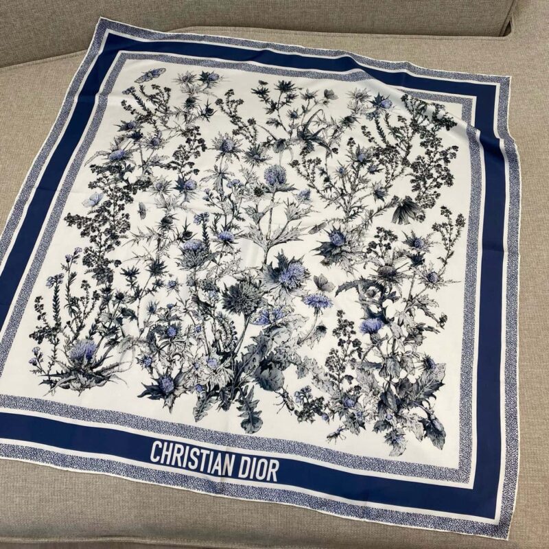 DIOR 𝟐𝟓早春新款『茹伊印花方巾』