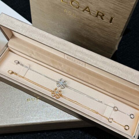 BVLGARI宝格丽FIOREVER咏绽系列四叶草手链