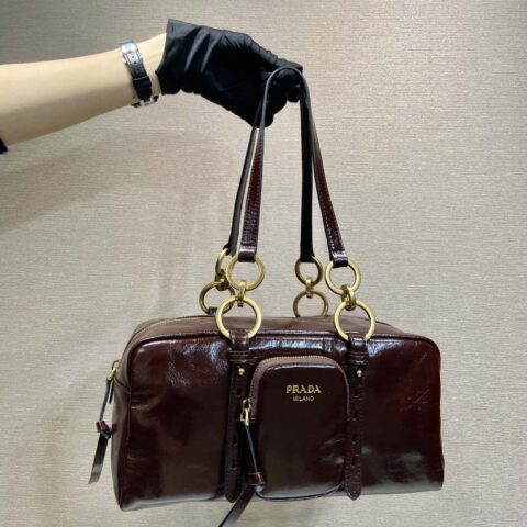PRADA🎉新品油腊皮🎉1BB138大号🎉🎉