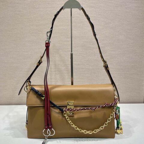 PRADA🎉新品🎉1BD378大号🎉🎉棕色