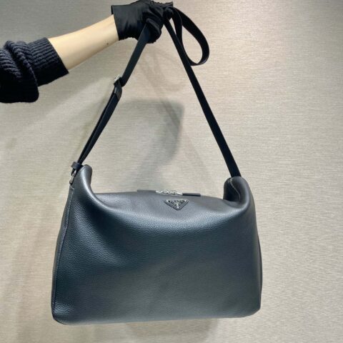 PRADA🎉新款邮差包🎉🎉😉2VH185大号
