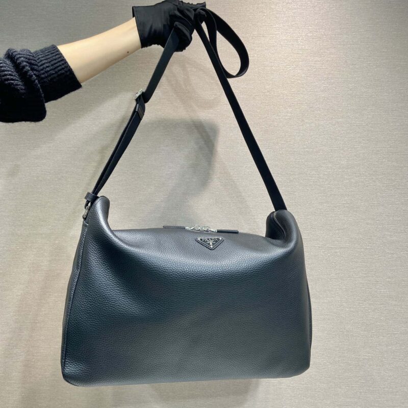 PRADA🎉新款邮差包🎉🎉😉2VH185大号