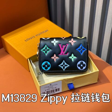 【原单精品】M13829黑色丝印 全皮单拉链短款钱包