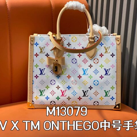 【原单精品】M13079白彩 四方包 LV X TM ONTHEGO中号手袋