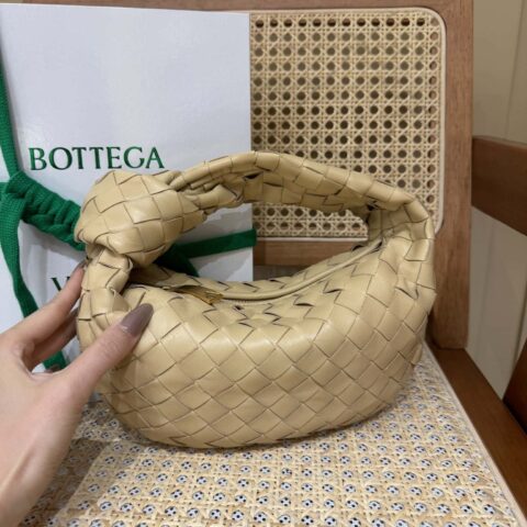 BV MINI JODIE 651876燕麦色