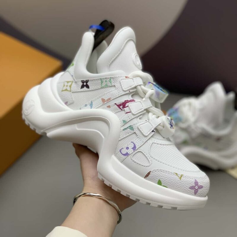 LV 【超🔥爆】L系列拱桥减振老爹鞋