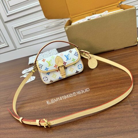 LV M14194 当季新款 LV x TM NANO DIANE 手袋