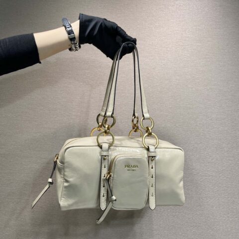 PRADA🎉新品油腊皮🎉1BB138大号🎉🎉