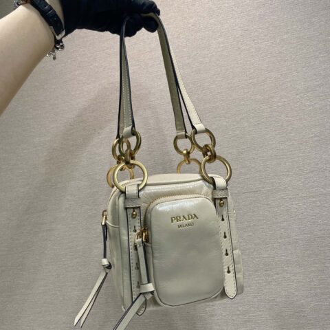 PRADA🎉新品油腊皮🎉1BB137小号🎉