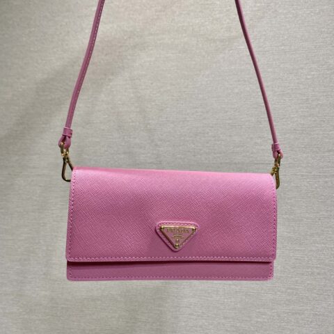 PRADA🎉新款迷你手袋🎉1NF059手机包🎉🎉粉色