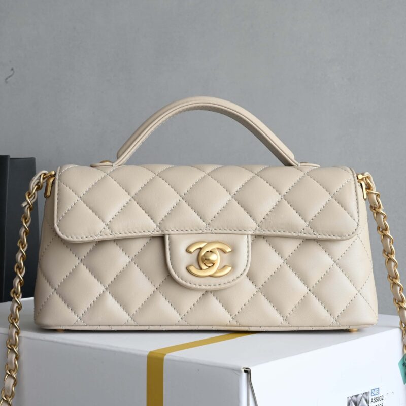 CHANEL 25P手柄Kelly 横版小号 AS5354杏色