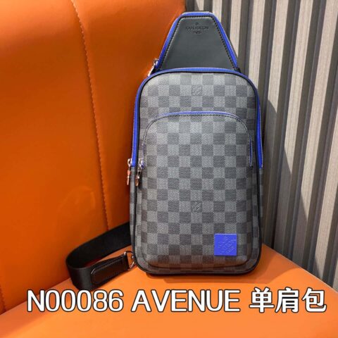 【原单精品】N00086黑格蓝标 男包胸包单肩包 AVENUE 单肩包