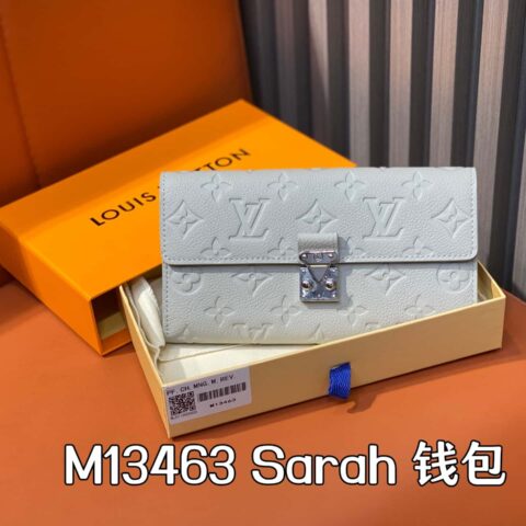【原单精品】M13463浅灰色 全皮翻盖钱包 Sarah 钱包