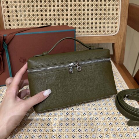 Loro Piana 二代Extra Pocket L19手拿包 FAN4046橄榄绿银扣
