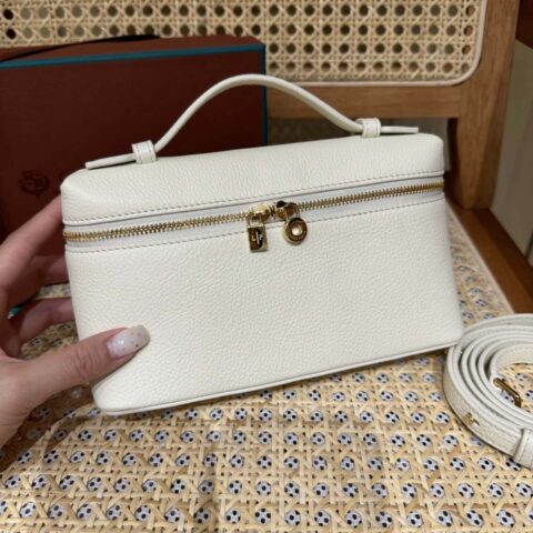 Loro Piana 二代Extra Pocket L19手拿包 FAN4046低语白金扣