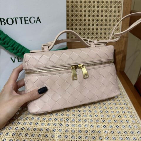 BV Bang Bang Vanity 789109浮雕粉