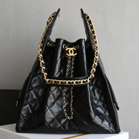 CHANEL 𝟐𝟓𝐁𝐚𝐠嬉皮购物包大号 黑色♥AS5311