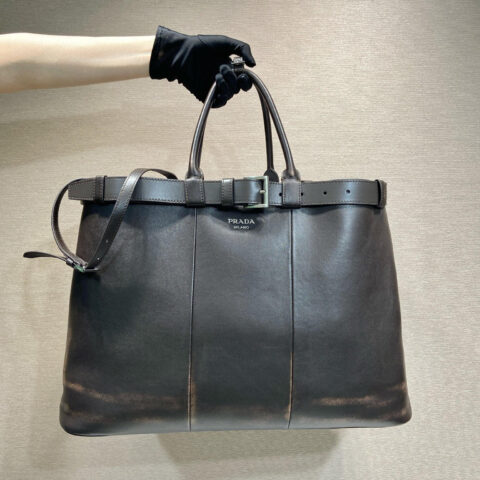 PRADA 新品男包1BG126特大号仿旧皮 咖色