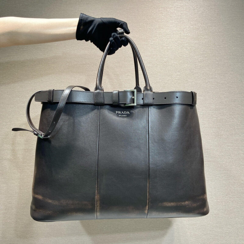 PRADA 新品男包1BG126特大号仿旧皮 咖色
