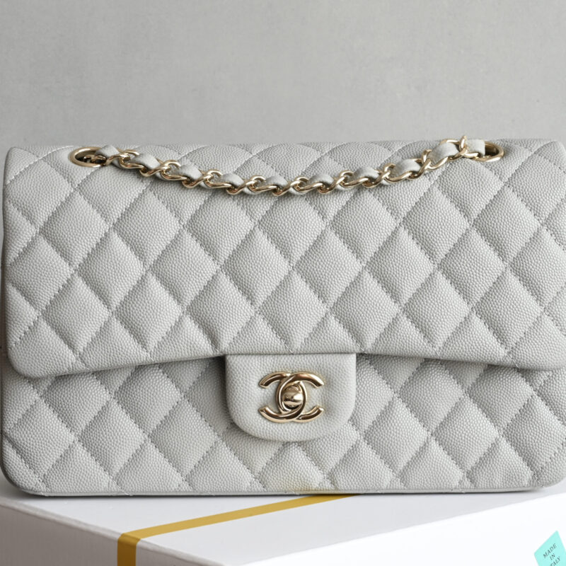 CHANEL 𝐂𝐅 升级版 A01112浅灰金