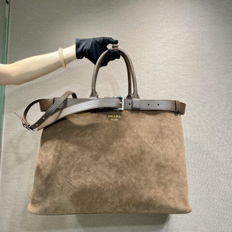 PRADA 新品男包 1BG126特大号麂皮