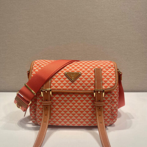 PRADA 新款Symbole1BD383邮差包 橘色