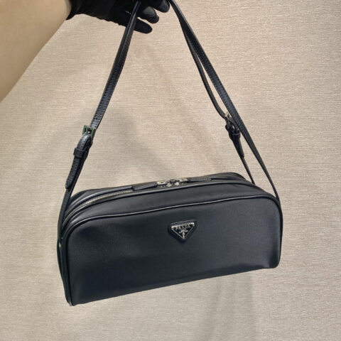 PRADA 新款保龄球1BC249