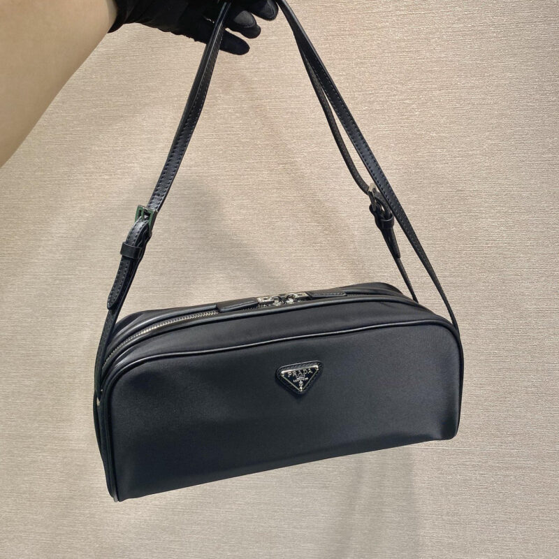 PRADA 新款保龄球1BC249