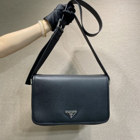 PRADA🎉新款邮差包🎉2VD075🎉🎉黑色