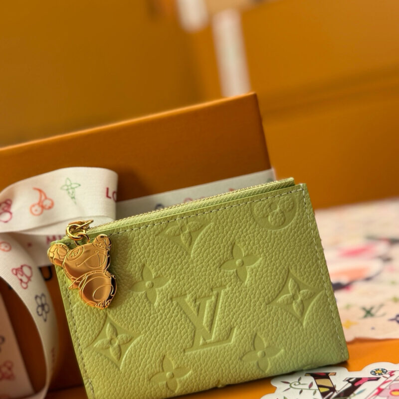 LV M14088《特級免稅》