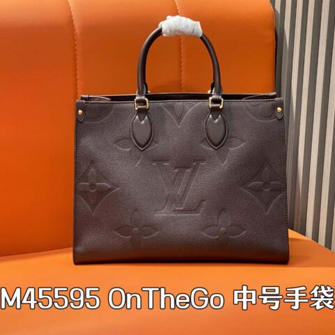 【原单精品】M45595巧克力色 全皮压花四方包妈咪袋 OnTheGo 中号手袋