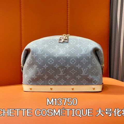 【原单精品】M13750粉色 丹宁牛仔化妆包 POCHETTE COSMÉTIQUE 大号化妆包