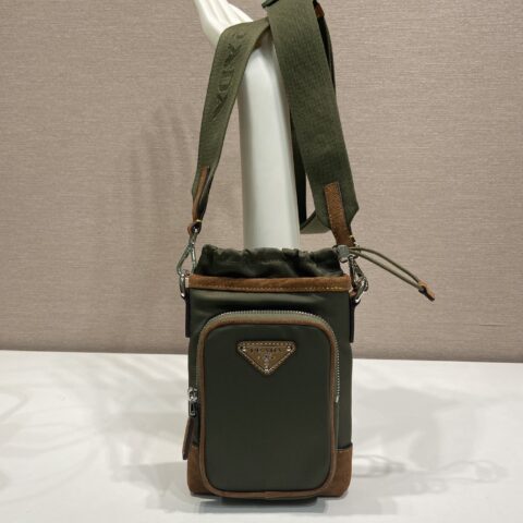 PRADA🎉新款手机壳包🎉2ZH155软木色🎉👏