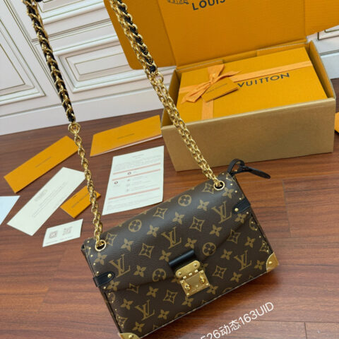 LV M14526 Trunkie