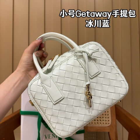BV 小号Getaway手提包 776736冰川蓝