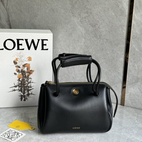 LOEWE 新款Madrid小号 0807黑色