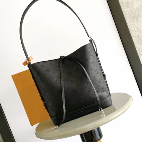 LV M12139 Flore