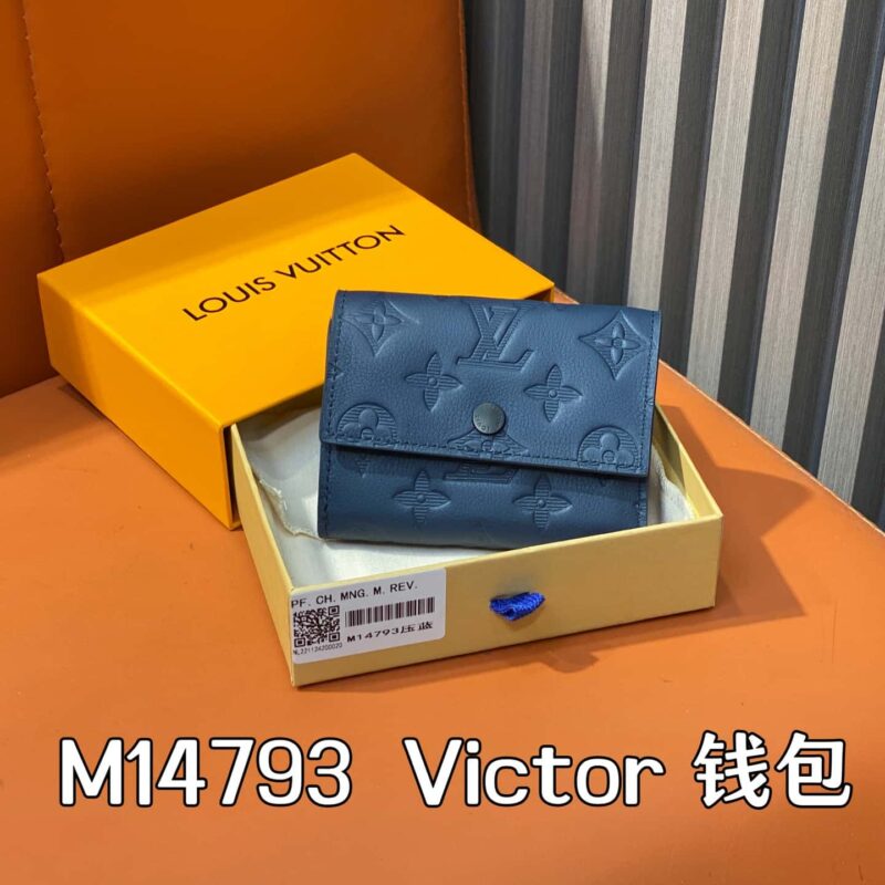 【原单精品】M14793深蓝色 全皮压花 M12598 三折钱包 Victor 钱包