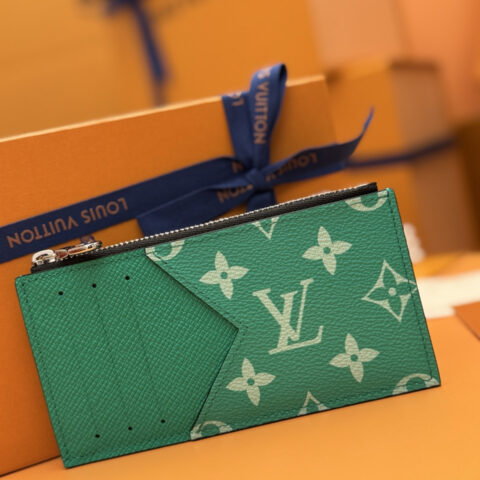 LV M83102《特級免稅》